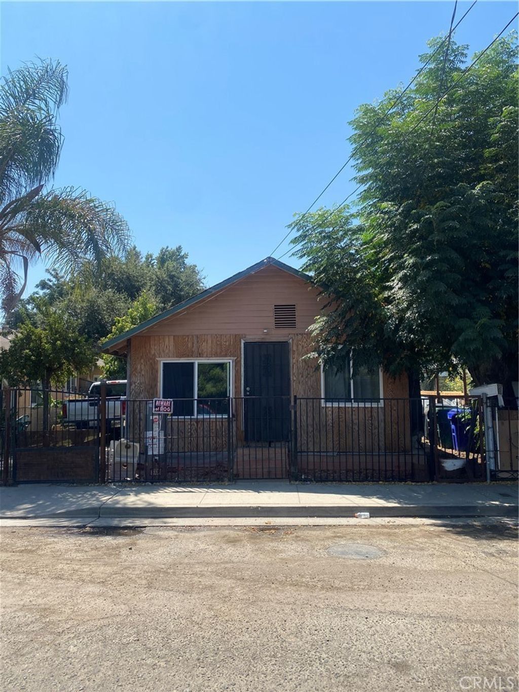 207 W River Ave, Porterville