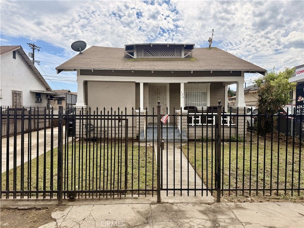 130 W 87th, Los Angeles