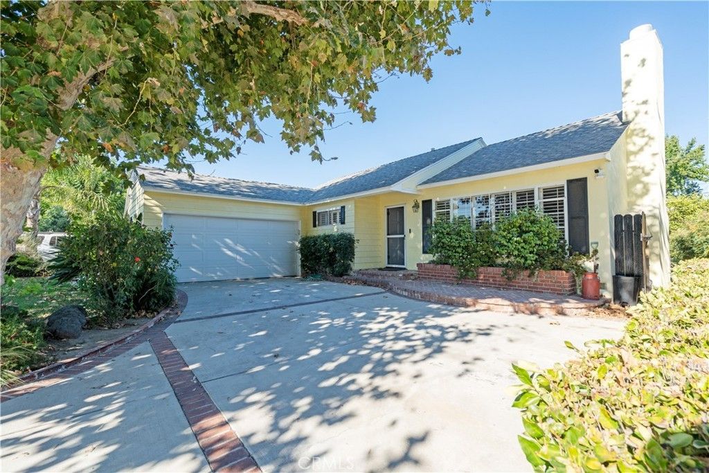 7032 Encino, Lake Balboa