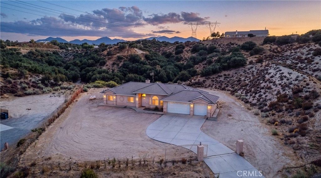6890 Oak Hill Road, Oak Hills