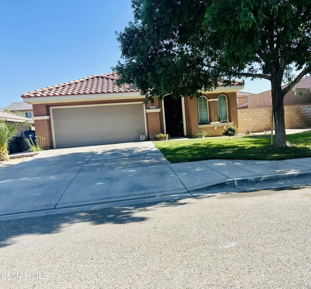 3034 E Lingard Street, Lancaster