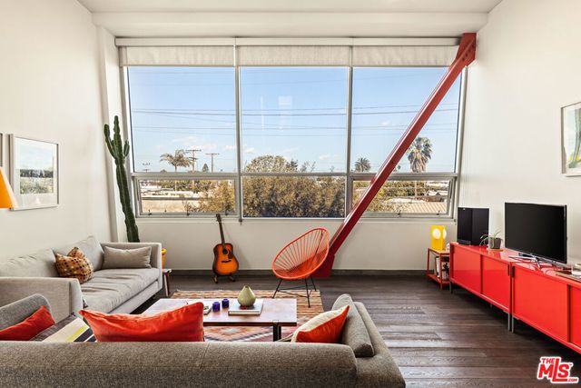 615 Hampton Drive # B301, Venice