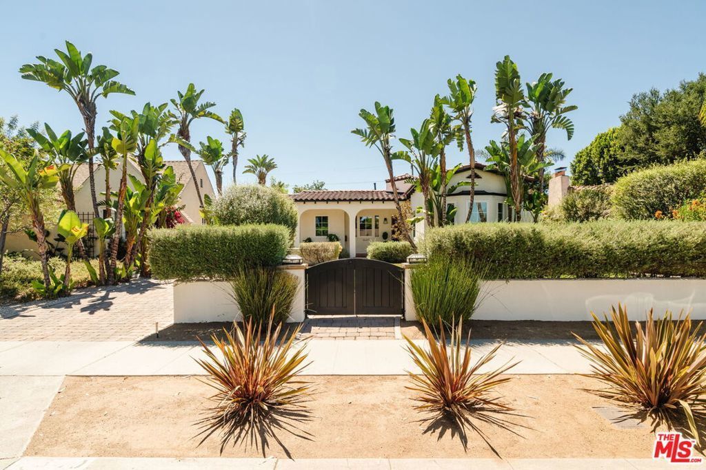 4649 Cartwright Avenue, Toluca Lake