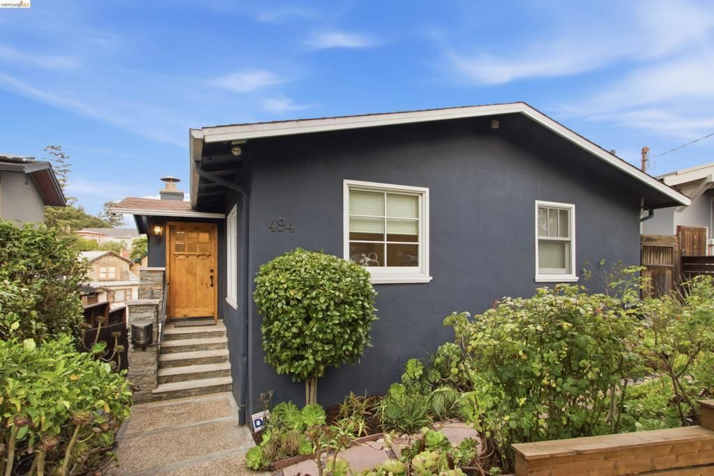 494 Jean St, Oakland