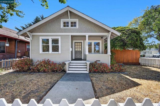 1002 Warren St, Martinez