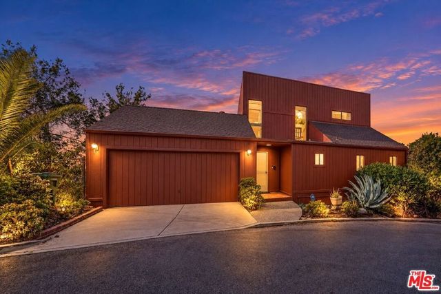 2541 Canyon Oak Drive, Los Angeles