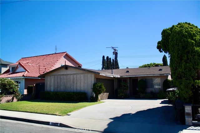 19022 Ibex Avenue, Artesia