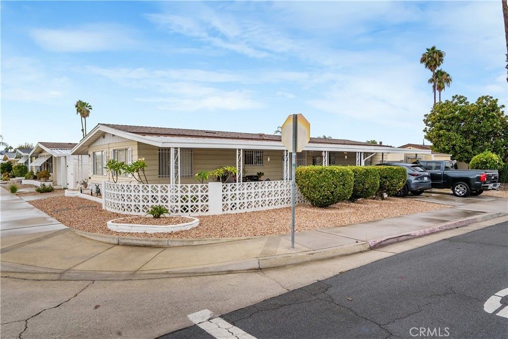 925 S Palm, Hemet