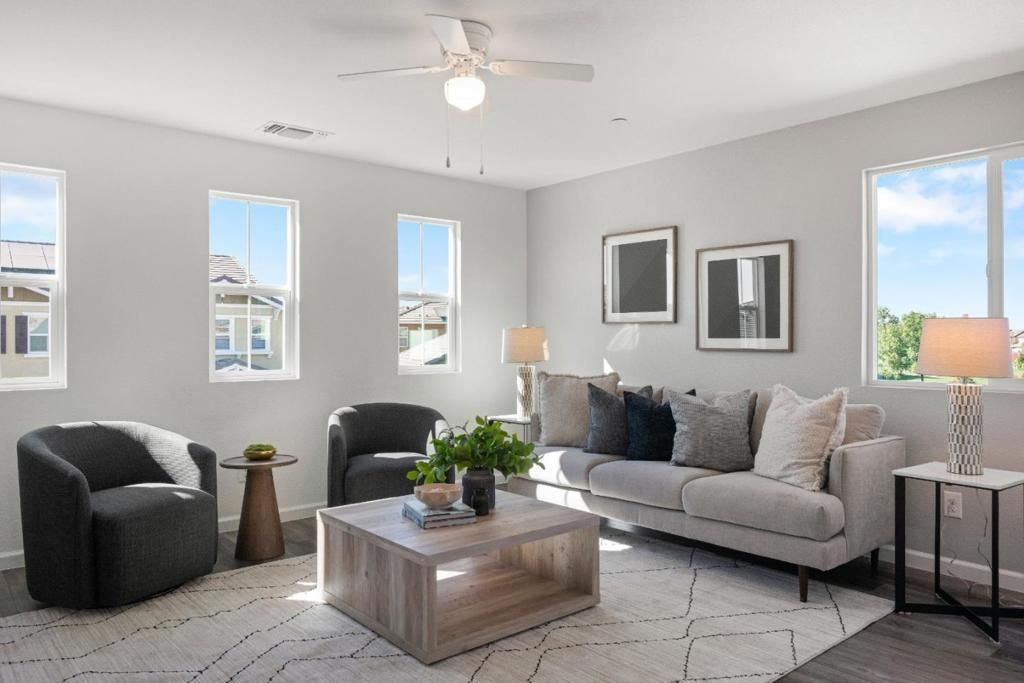5386 York Harbor Way, Sacramento