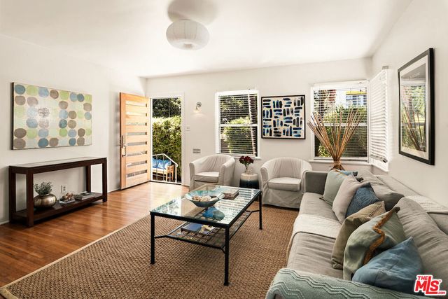 728 Pacific Street, Santa Monica