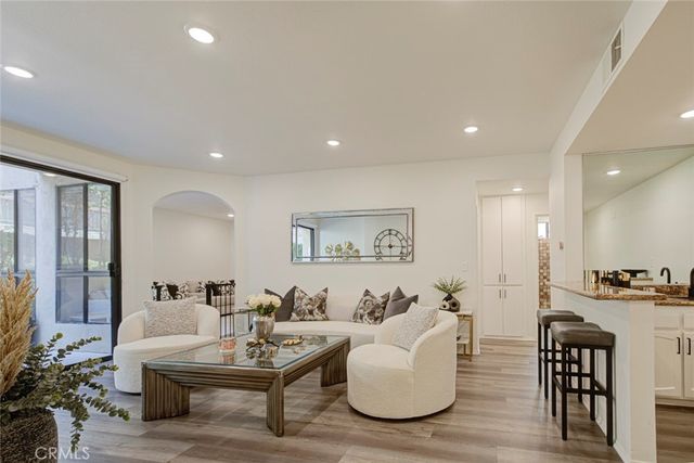 511 N Jackson # 101, Glendale