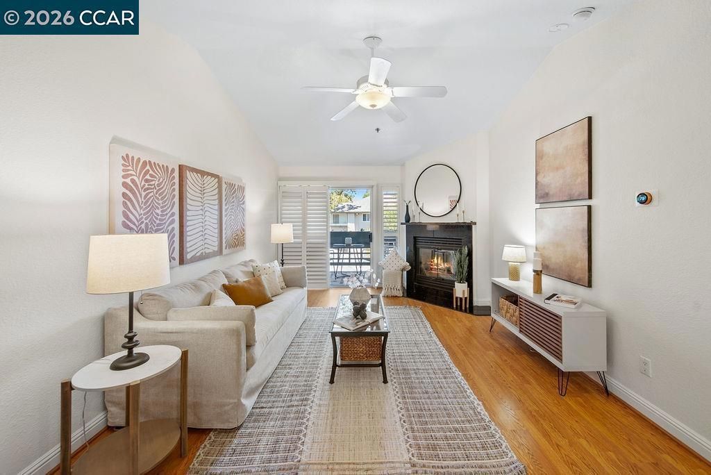 2530 Oak Rd # 303, Walnut Creek