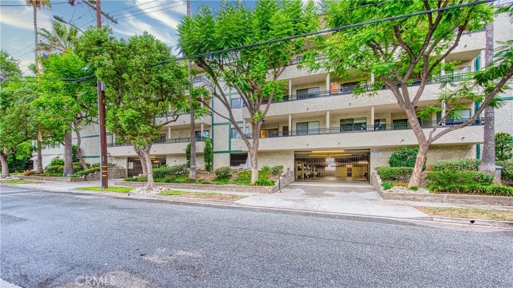 277 Pleasant Street # 206, Pasadena