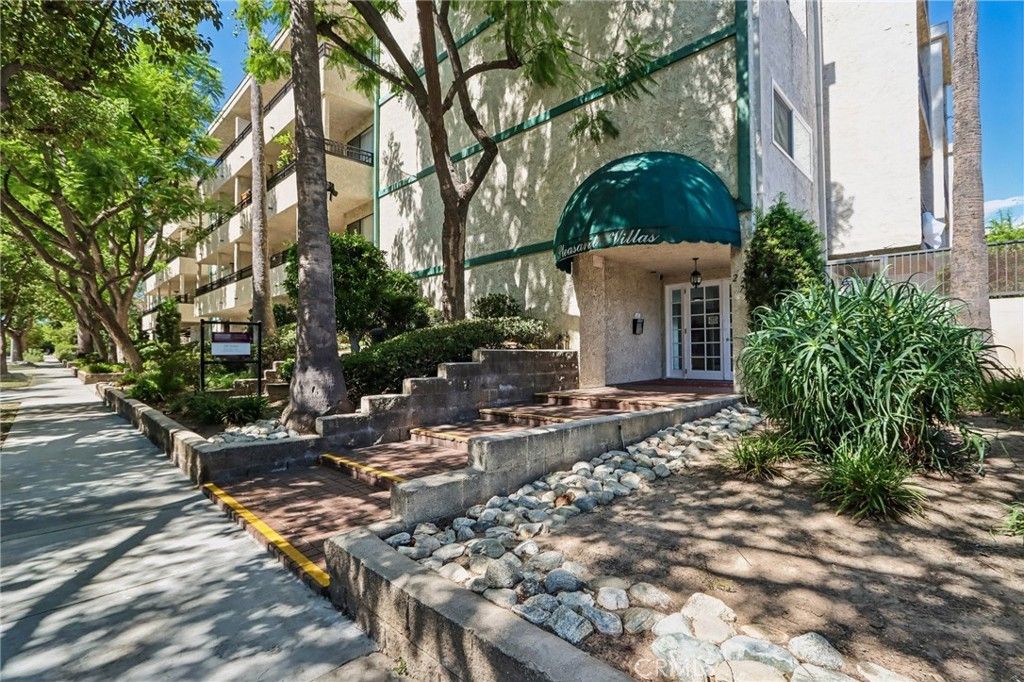 277 Pleasant Street # 206, Pasadena