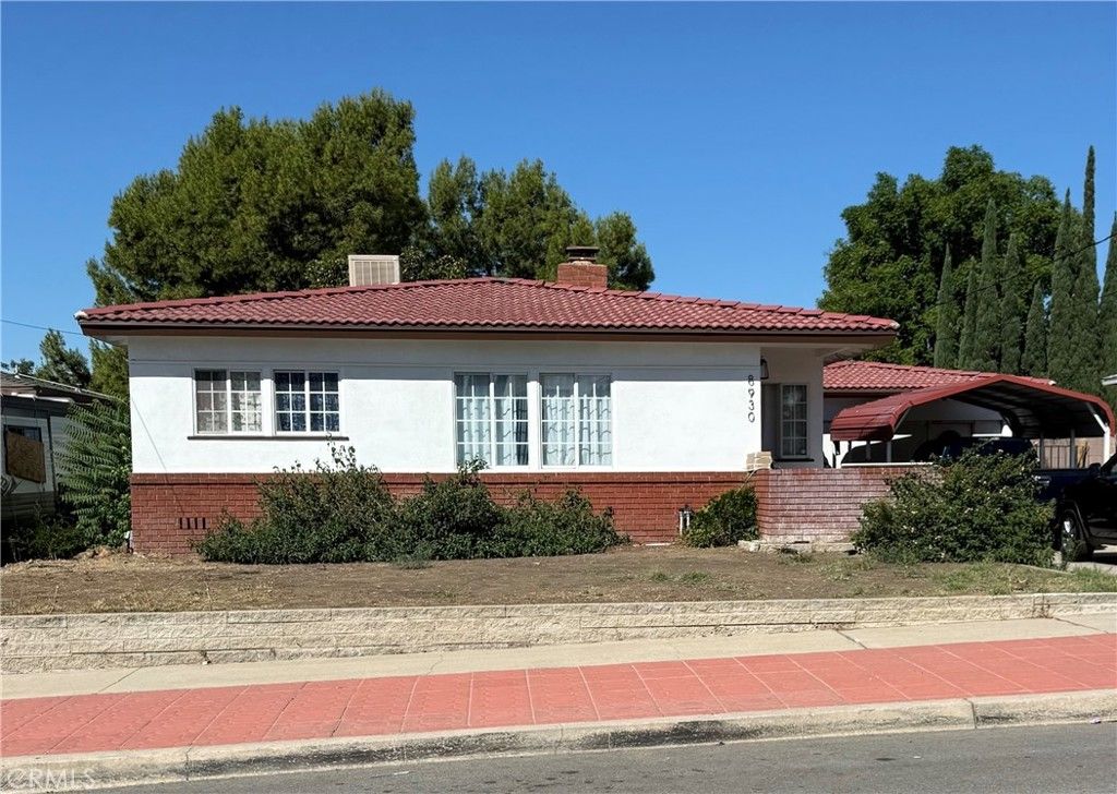 8930 Boxwood Avenue, Fontana