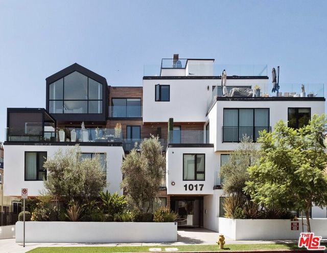 1017 N Croft # Ph01, Los Angeles
