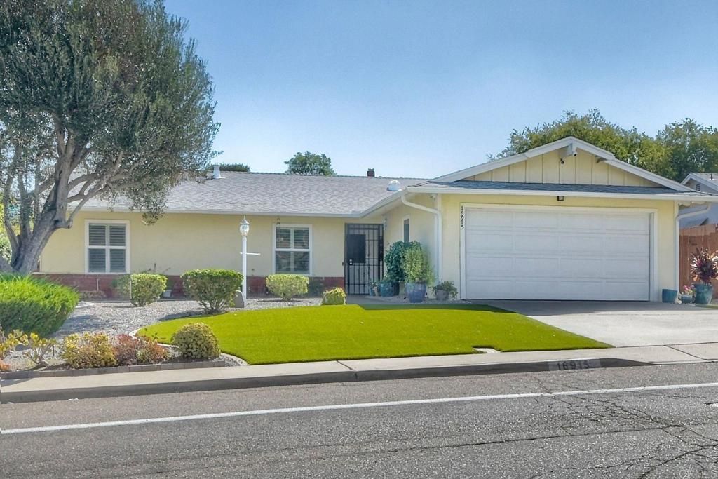 16915 Acena Drive, San Diego