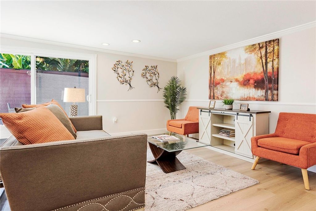 2425 Heather, Long Beach