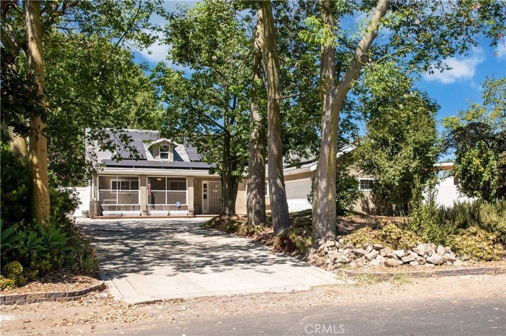 8621 Keokuk, Winnetka