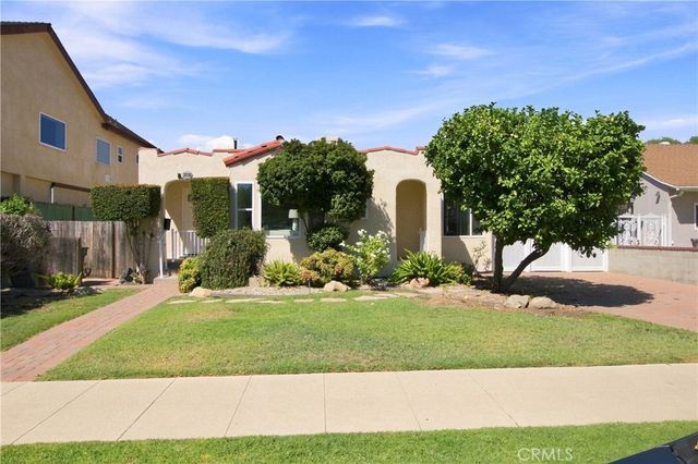 2207 N Lamer Street, Burbank