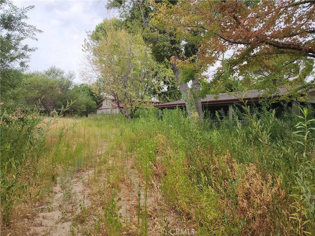 43717 Lake Hughes Road, Lake Hughes