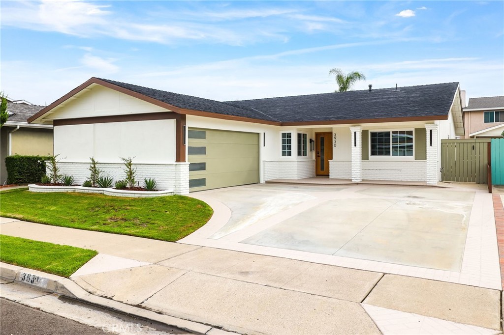 Photo of Listing #OC26197356