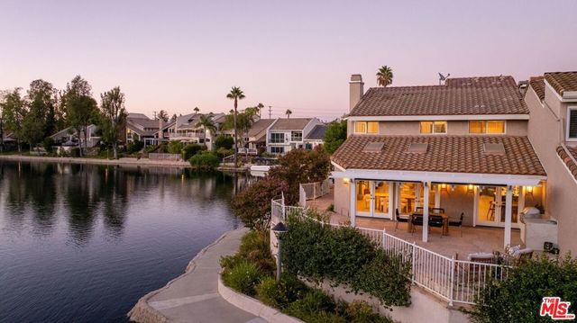 4707 Park Olivo # N, Calabasas