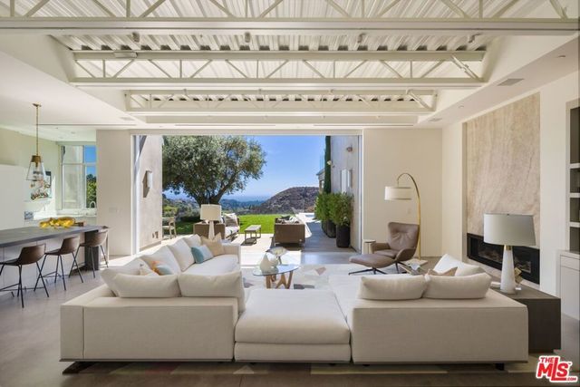 1550 Casale Road, Pacific Palisades