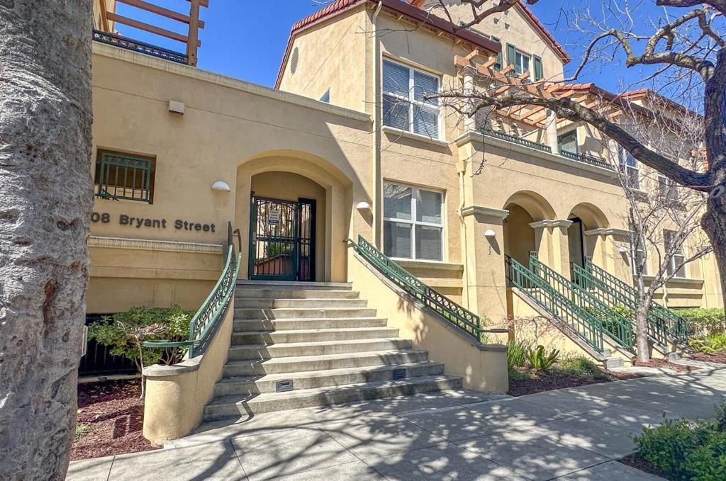 108 Bryant Street # 25, Mountain View