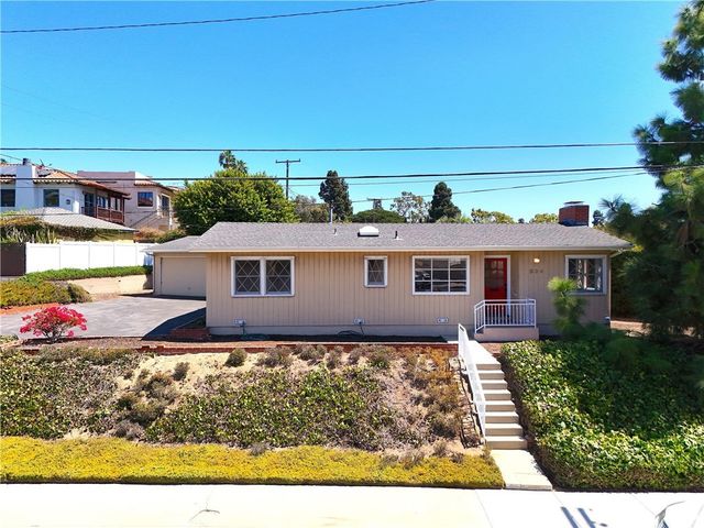 534 S Juanita Ave, Redondo Beach.