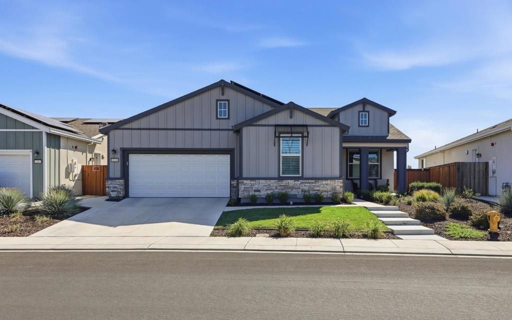 1158 Crescent Avenue, Manteca