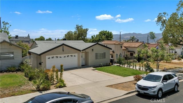 924 E Tujunga, Burbank