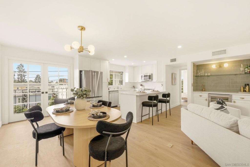 1263 Robinson # 13, San Diego