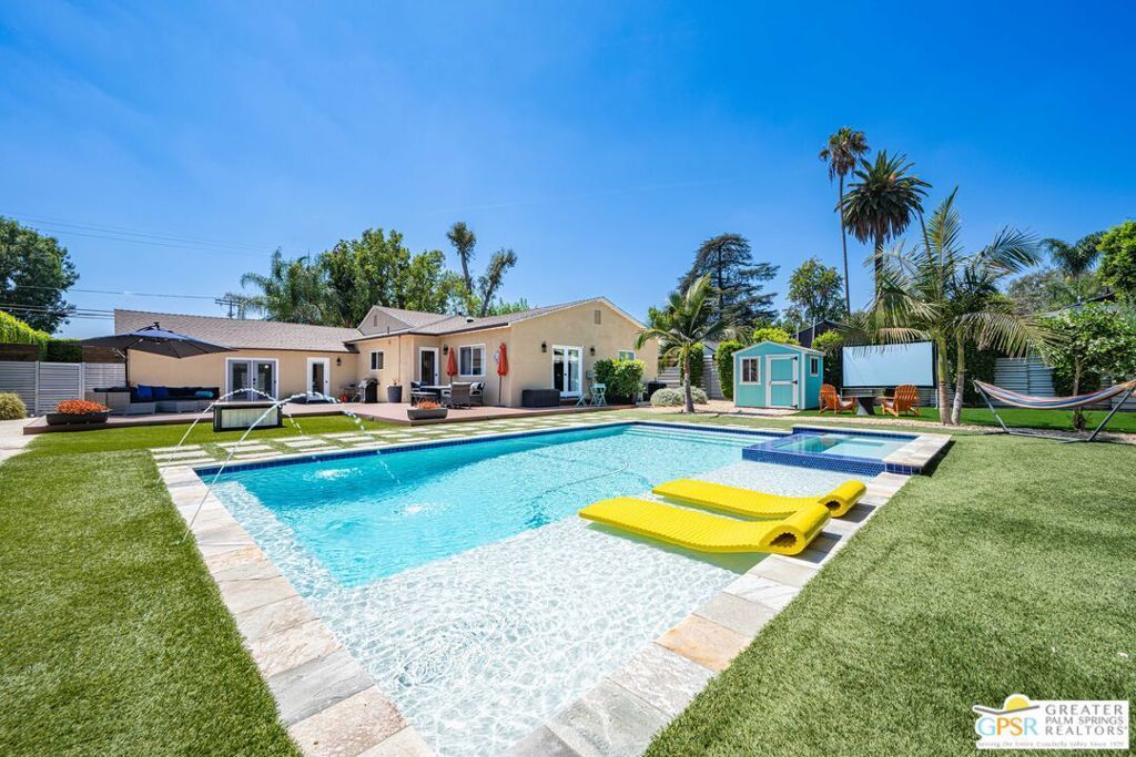 13435 Erwin Street, Valley Glen