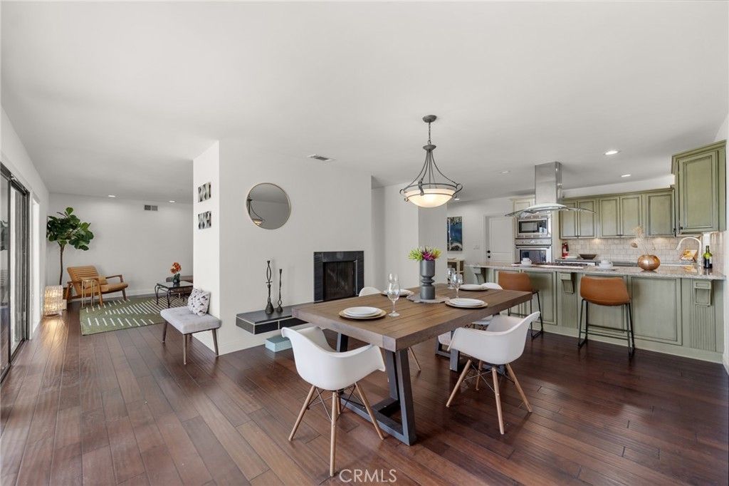 27914 Pontevedra, Rancho Palos Verdes