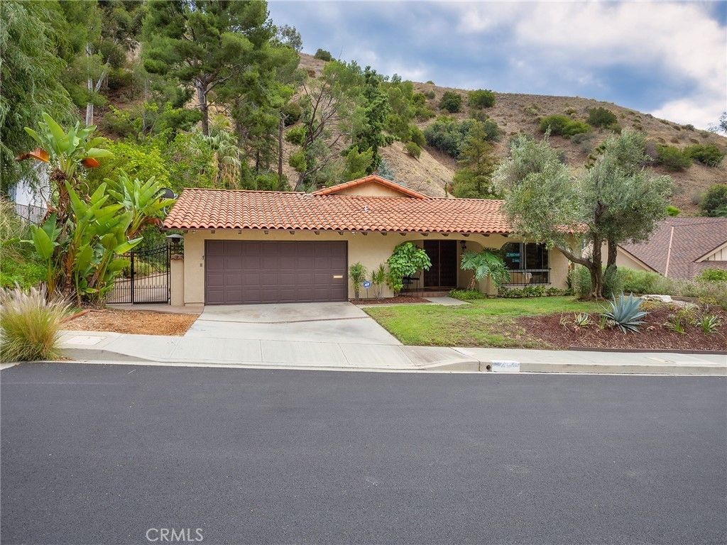 3400 Brace Canyon Road, Burbank