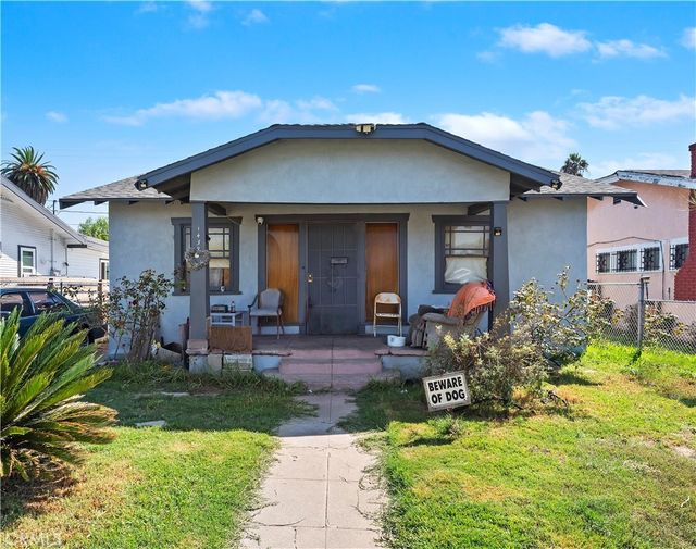 1438 W 70th, Los Angeles