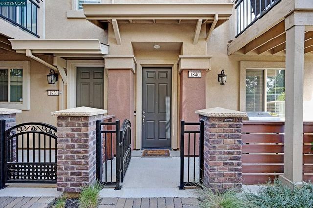 1840 Enclave Pl, Concord