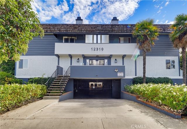 12310 Burbank # 13, Los Angeles