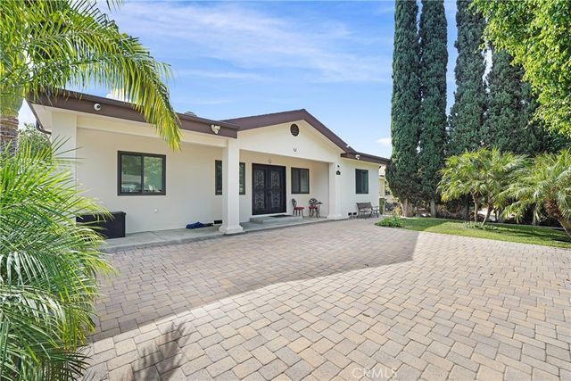 5854 Satsuma, North Hollywood