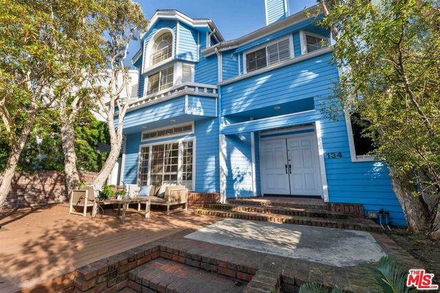 134 Roma Court, Marina Del Rey