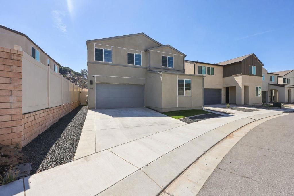 253 Paddock Lane, Fallbrook