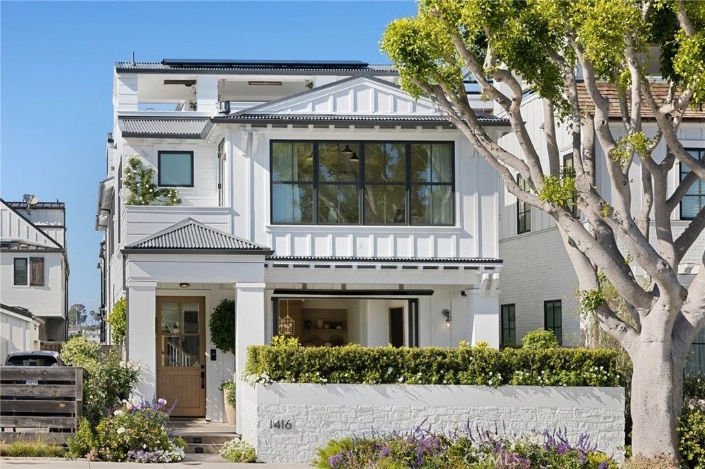 1416 E Balboa Boulevard, Newport Beach