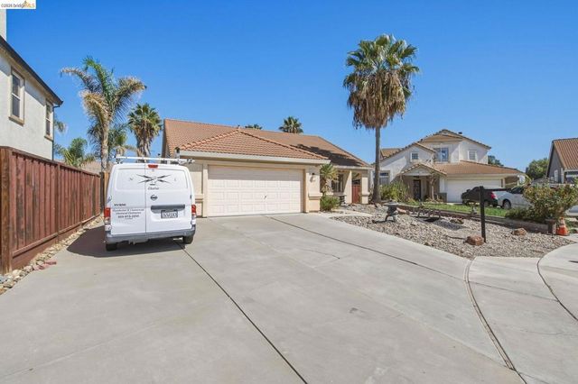 2419 Imperial Court, Discovery Bay