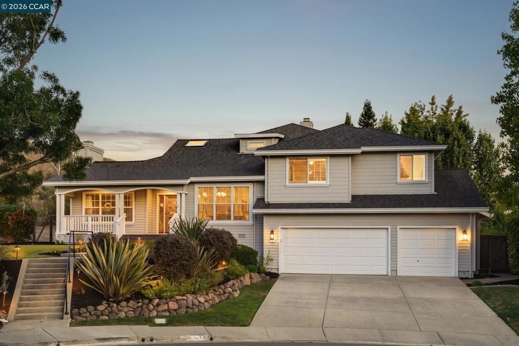 7 Eastward Ln, Danville