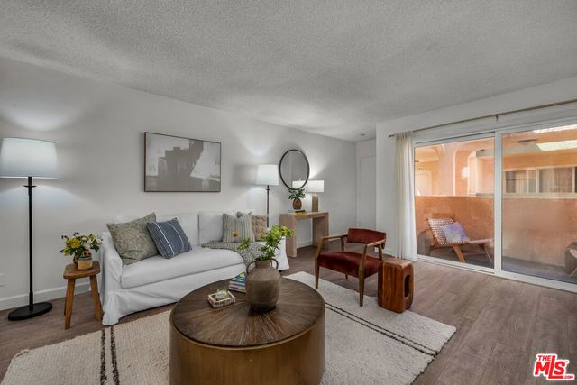 914 Lincoln Boulevard # 202, Santa Monica