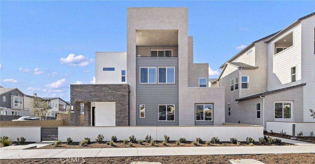 109 Junco, Irvine