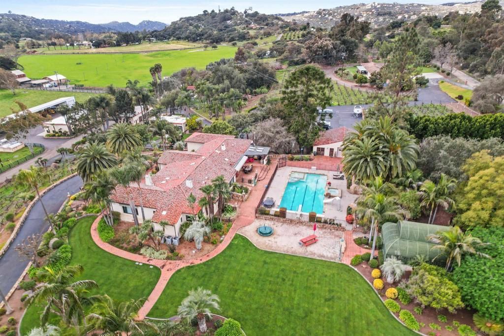 16757 Old Guejito Grade Road, Escondido