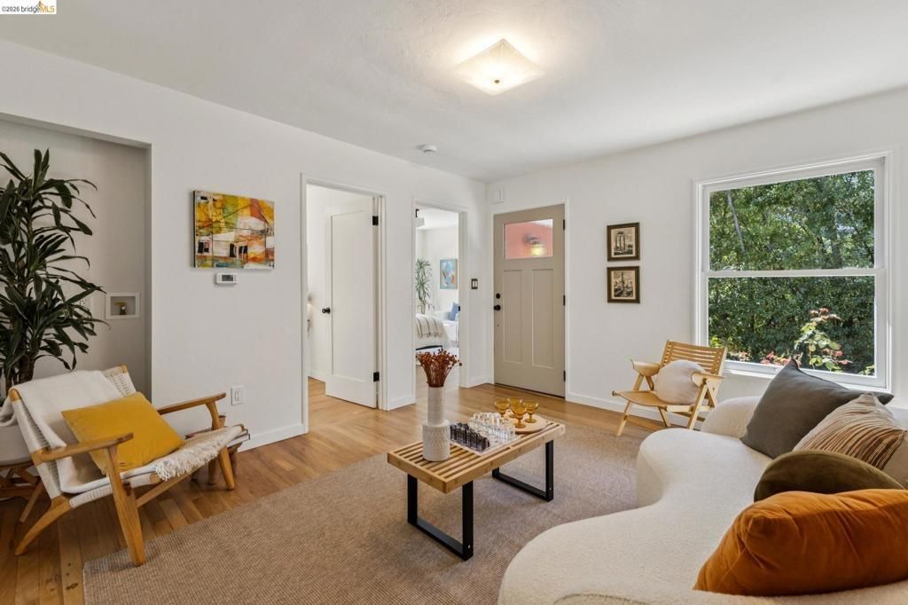 2218 Parker St, Berkeley