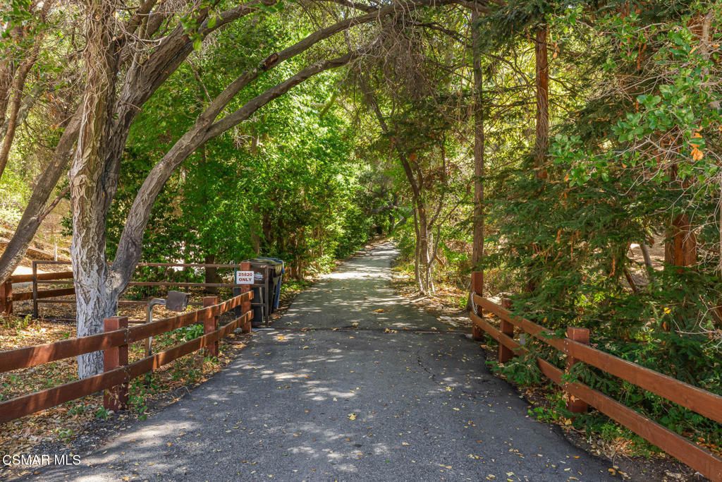 25820 Piuma Road, Calabasas